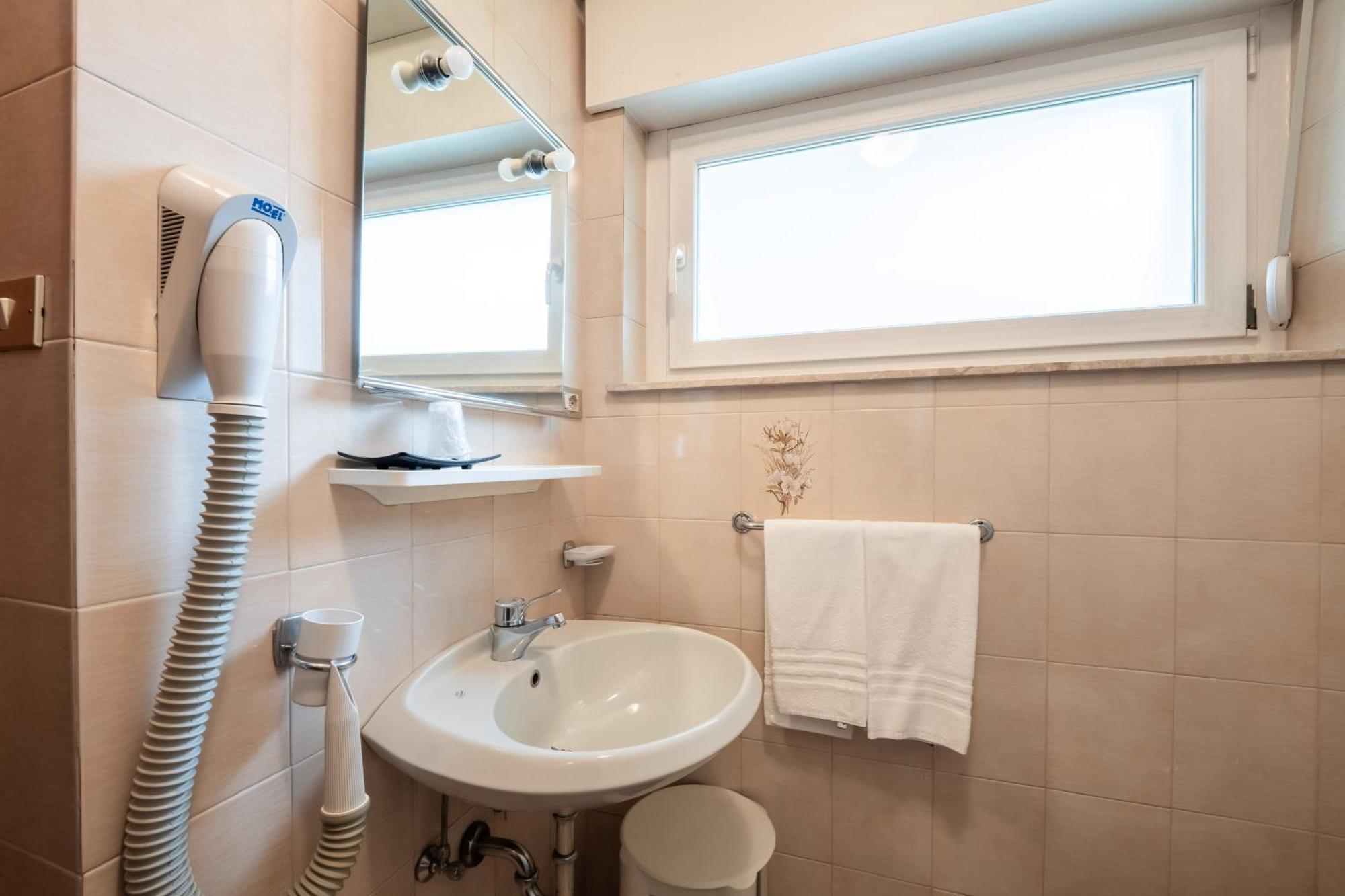 קאמפיטלו די פאסה Hotel Grohmann מראה חיצוני תמונה