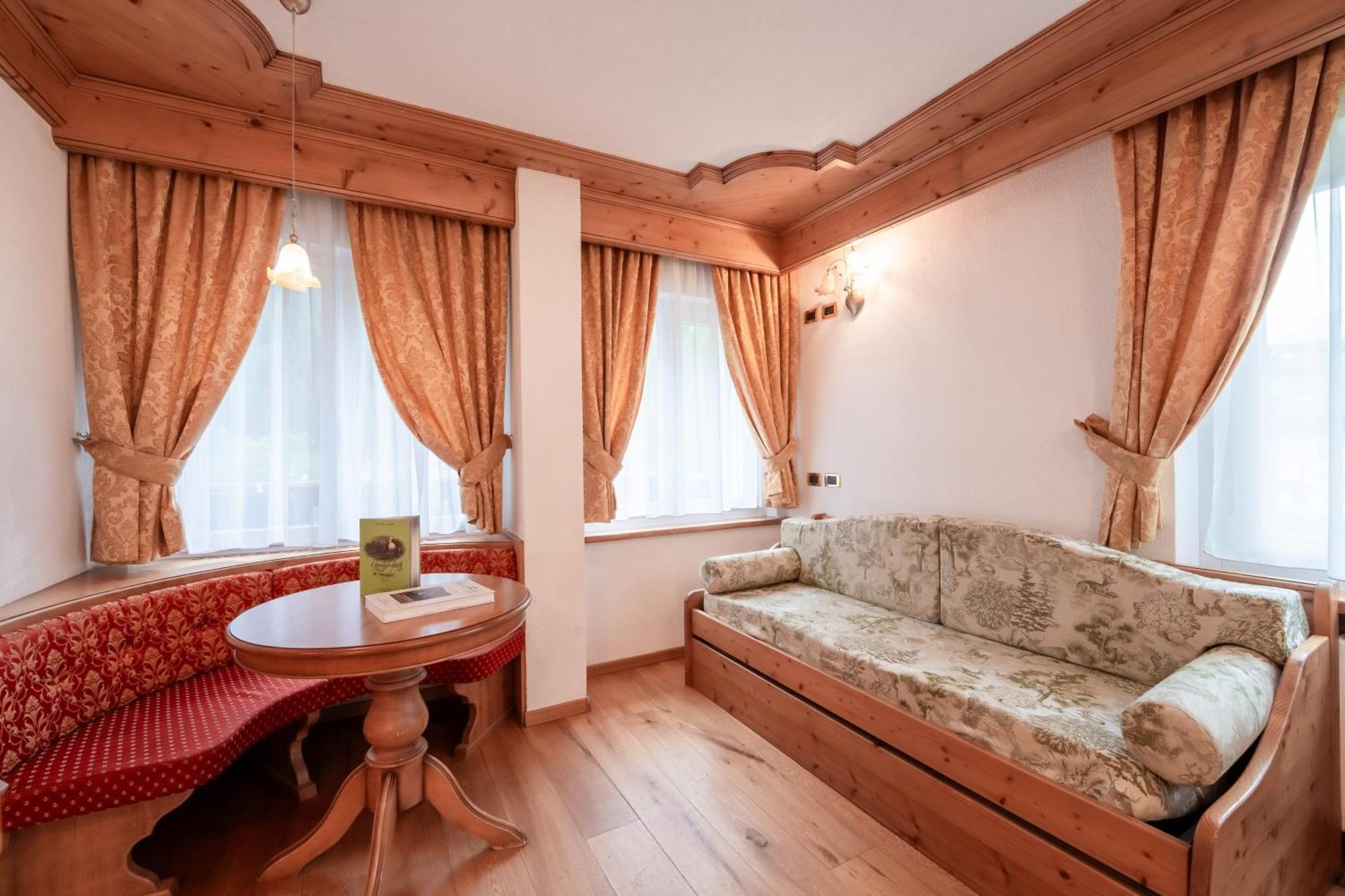 קאמפיטלו די פאסה Hotel Grohmann מראה חיצוני תמונה